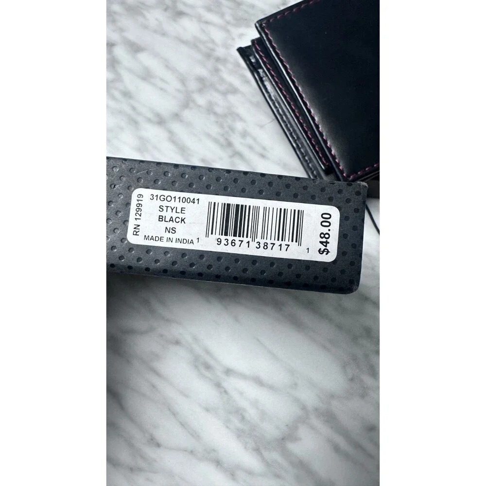 GUESS Men's Black Bifold Wallet Solid Logo Accent Credit Card Slots Folding NEW